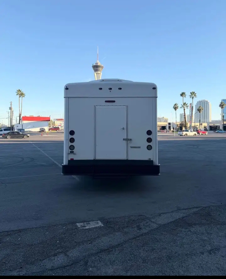 2016 Ford E-450 Shuttle Bus
