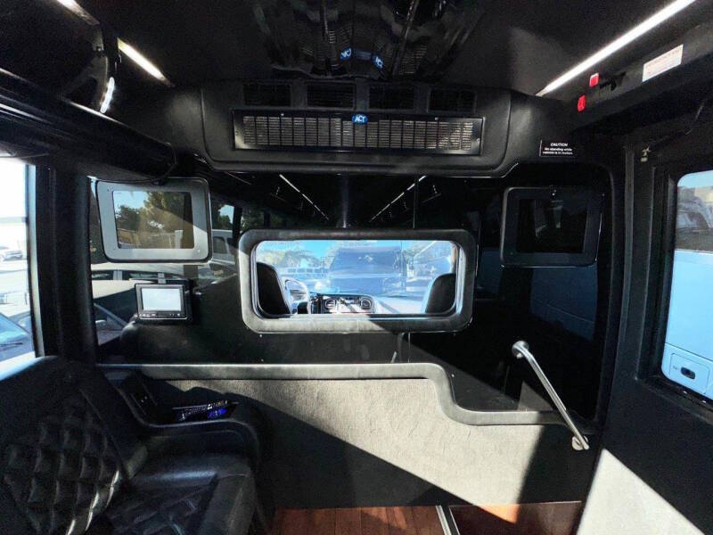 2014 Freightliner M2 106 Luxury Limo Bus