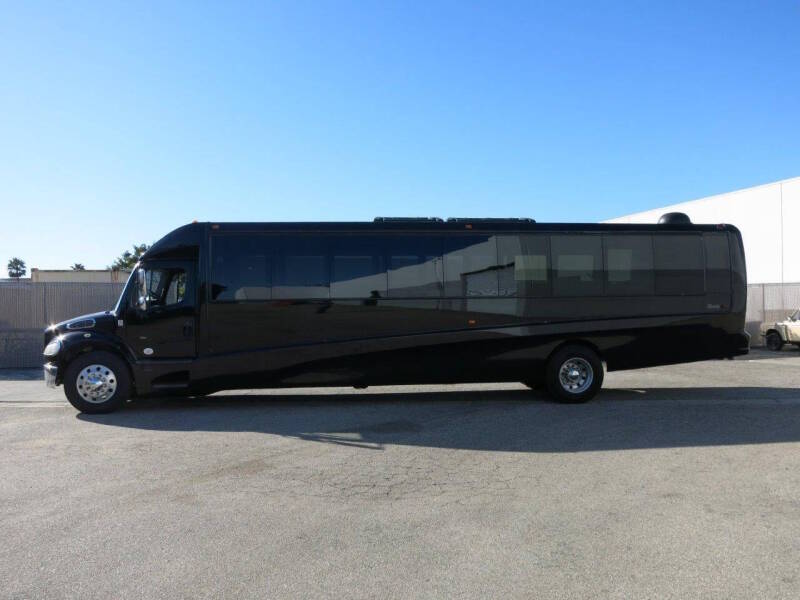 2014 Freightliner M2 106 Luxury Limo Bus