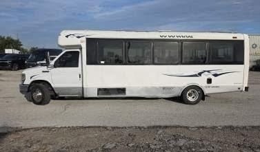 Well-Maintained 2015 Ford E450 Shuttle Bus with Dual A/C
