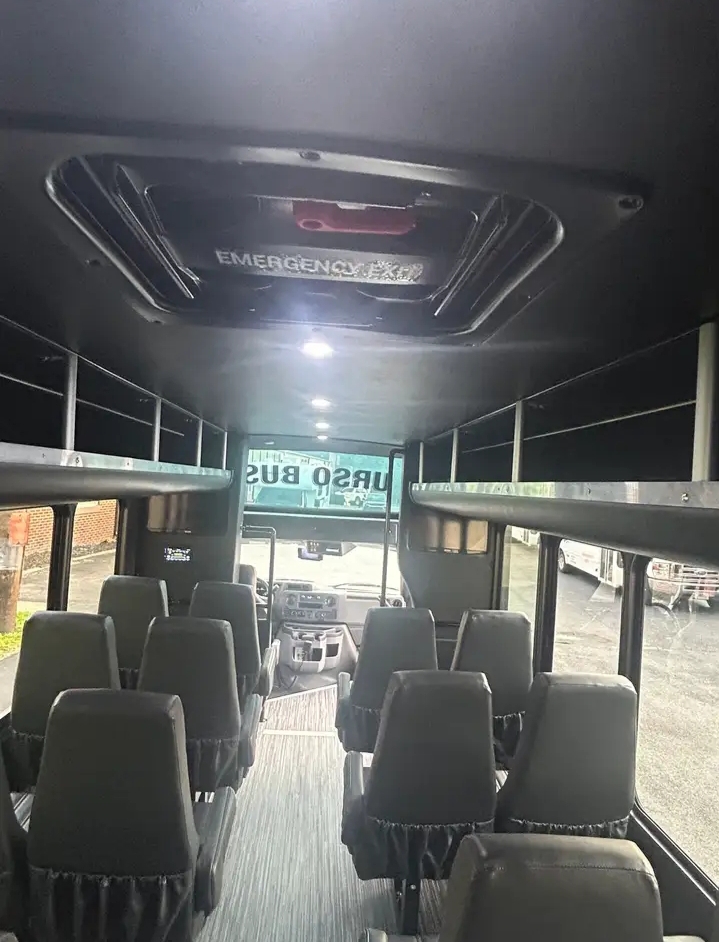 2025 Ford E-450 Shuttle Bus