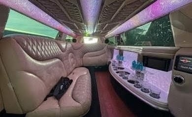2015 Chrysler 300 Limousine – Luxury Stretch Limo
