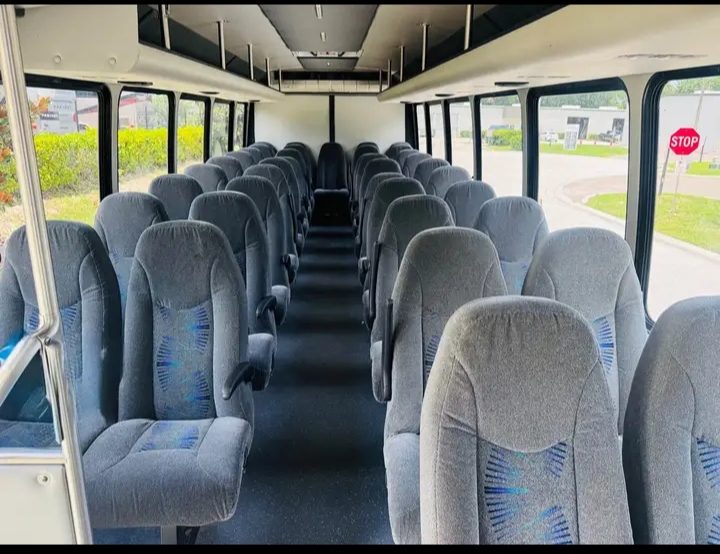 2015 Starcraft Ford F-650 Shuttle Bus