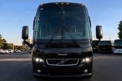 Luxury 56-Passenger 2019 Volvo 9700 Diesel Motorcoach