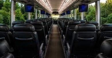 Luxury 56-Passenger 2019 Volvo 9700 Diesel Motorcoach