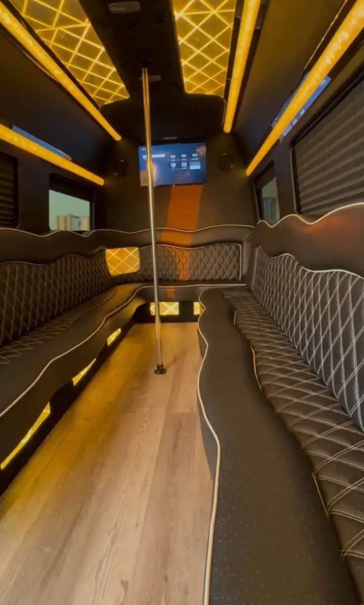 2024 Mercedes Benz Sprinter