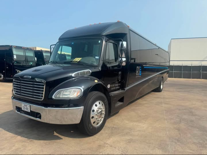 2020 Freightliner M2 Shuttle Bus