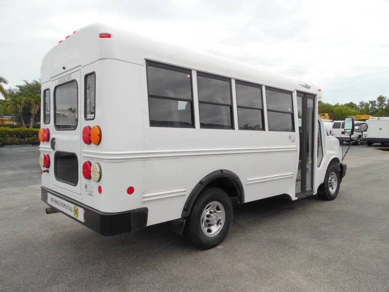 2017 Chevrolet Express 3500