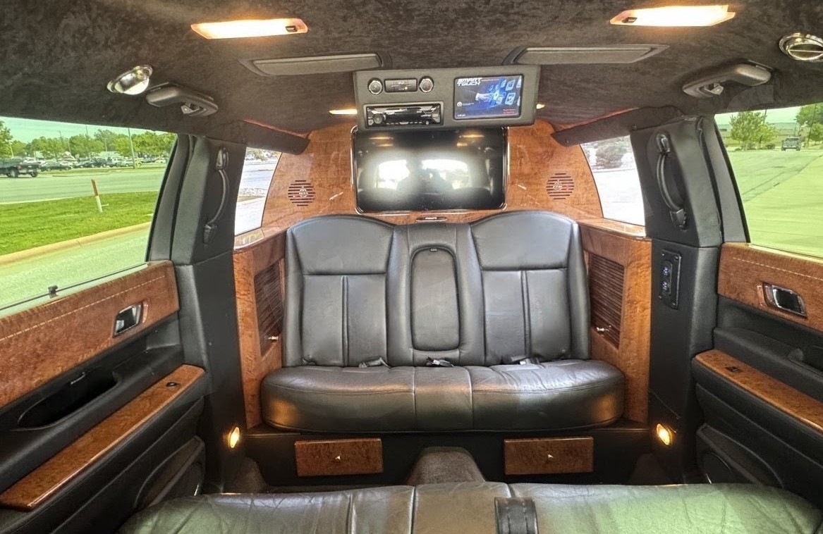 2014 Lincoln MKT Stretch Limousine
