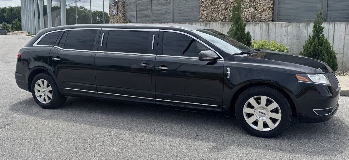 2014 Lincoln MKT Stretch Limousine