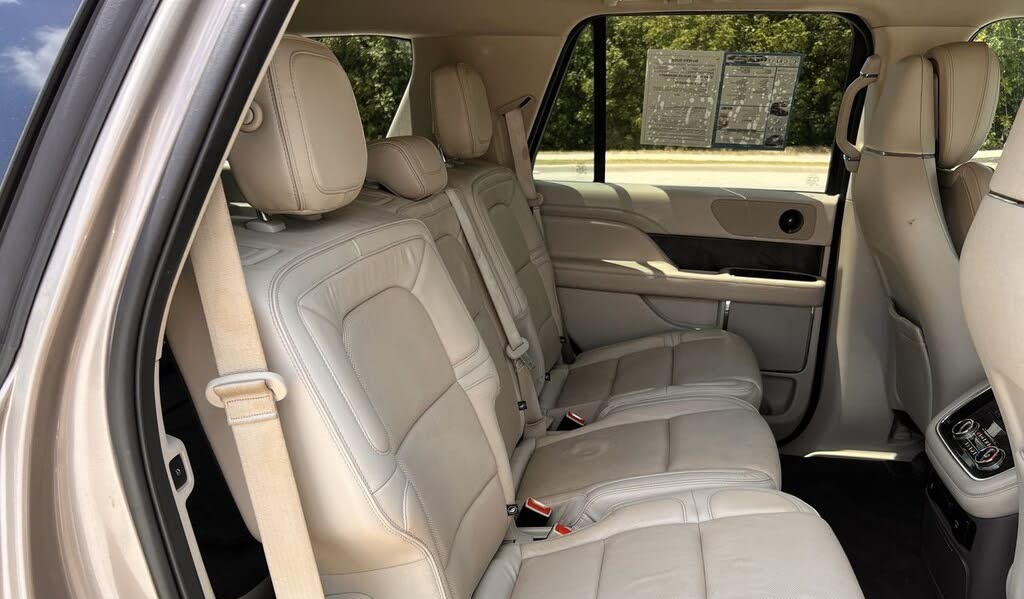 2018 Lincoln Navigator Reserve 4WD – Luxury SUV