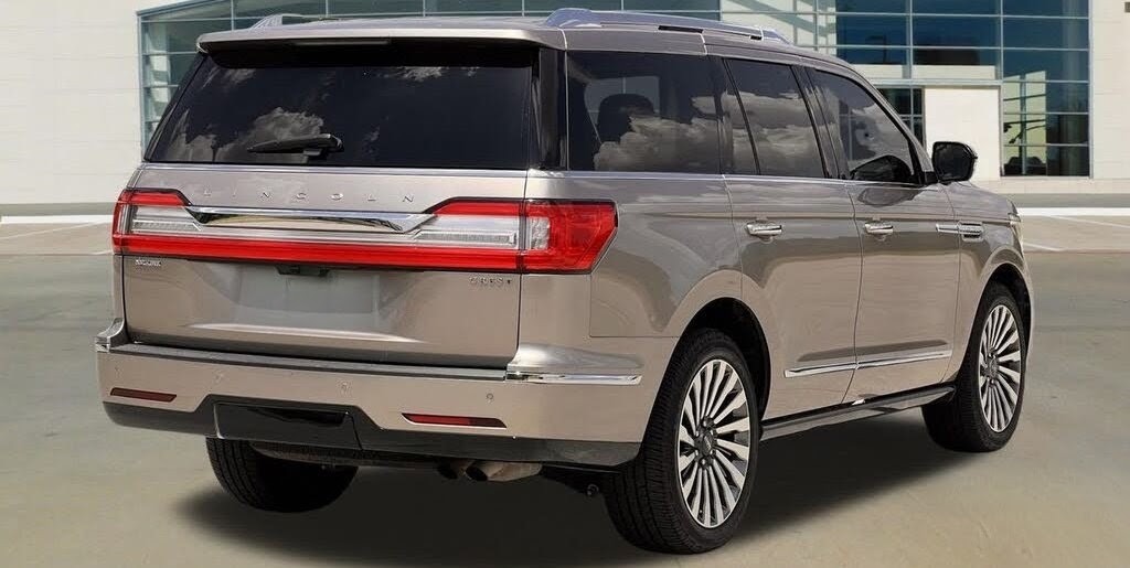 2018 Lincoln Navigator Reserve 4WD – Luxury SUV