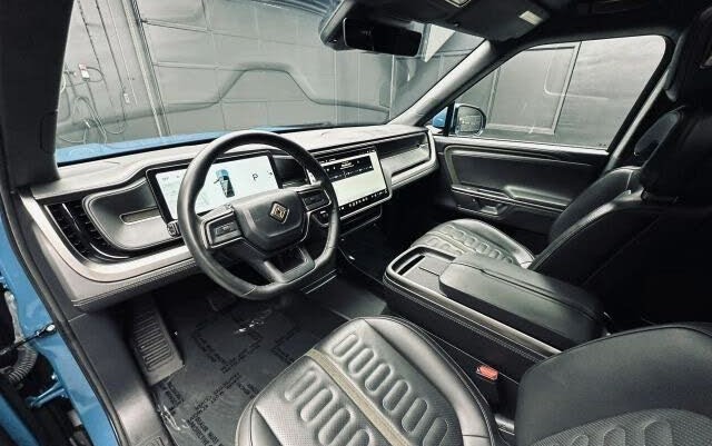 2025 Rivian R1S Adventure Dual Motor AWD -SUV