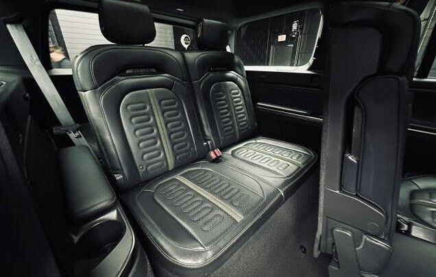 2025 Rivian R1S Adventure Dual Motor AWD -SUV