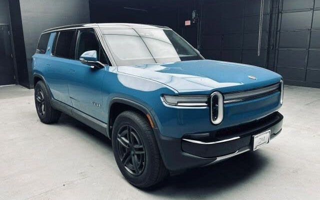 2025 Rivian R1S Adventure Dual Motor AWD -SUV
