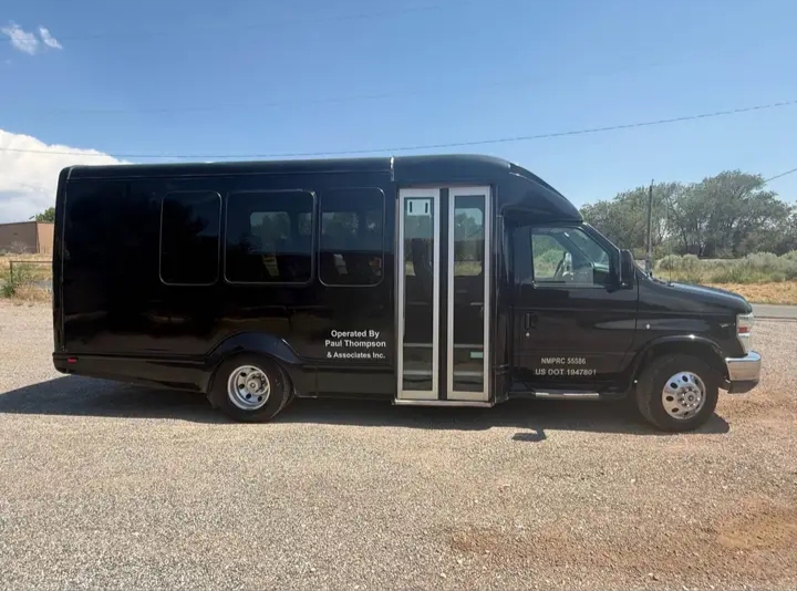 2013 Ford E-350 Van Terra