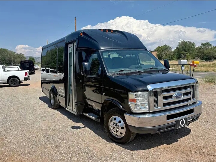 2013 Ford E-350 Van Terra