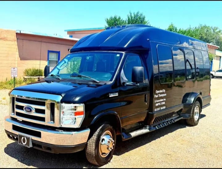 2017 Ford E-350 Vanterra