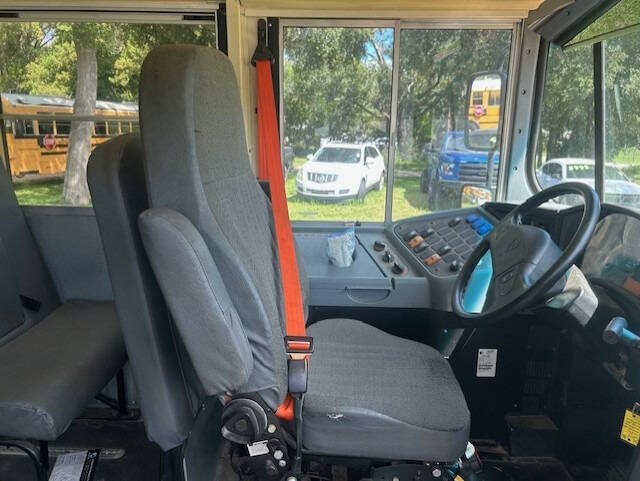 2013 IC Bus CE Series