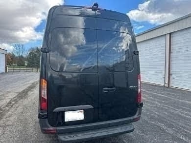 2024 Mercedes-Benz Sprinter 3500 – Premium 15-Passenger Van