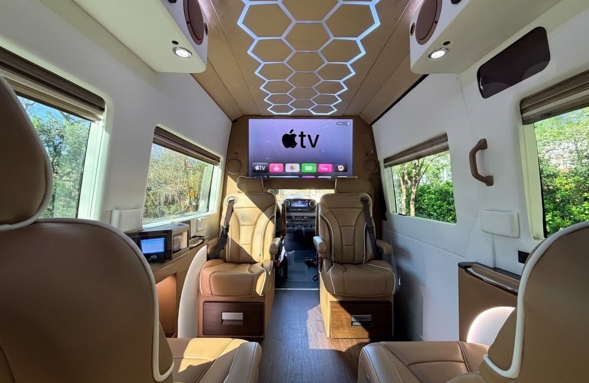2025 Mercedes-Benz Sprinter Supreme+ Luxury Van