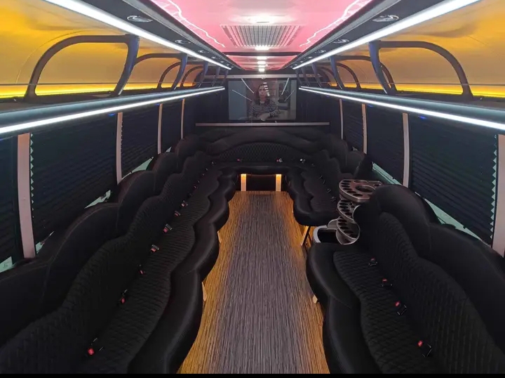 2026 Chevrolet Silverado 6500 Limo Bus
