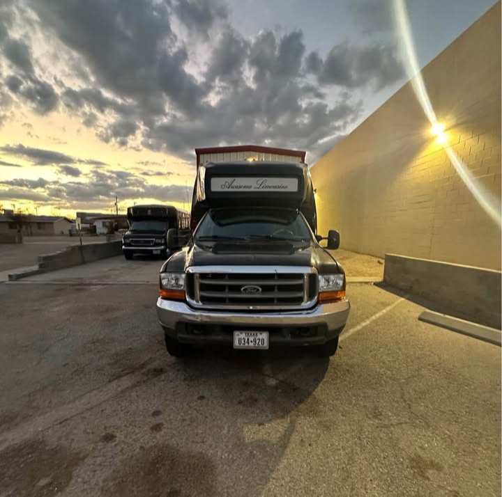 2000 Ford F-550 Party Bus