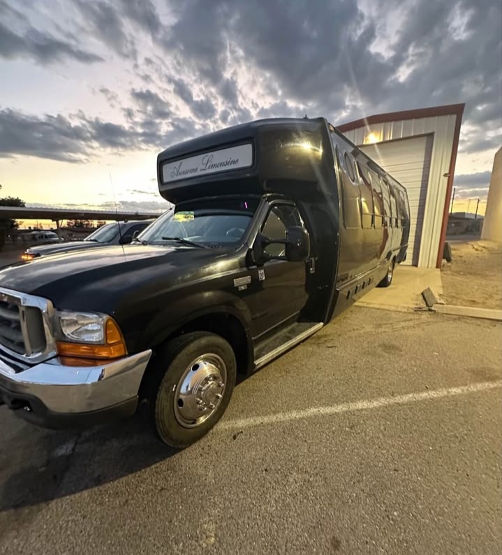 2000 Ford F-550 Party Bus