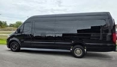 Premium 8-Passenger 2022 Mercedes-Benz Sprinter