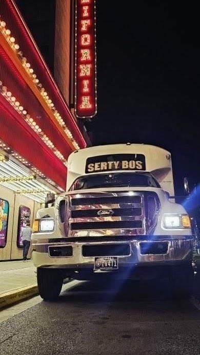 Luxury 2013 Ford F650 SuperDuty 30-Passenger Limo Bus