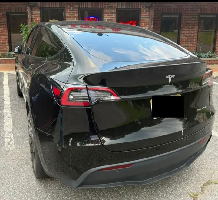 2023 Tesla Model Y SUV