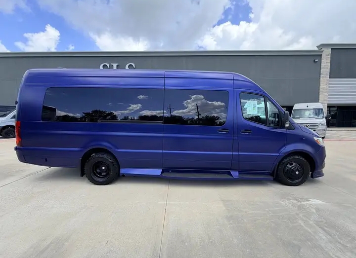2025 Mercedes Benz Sprinter
