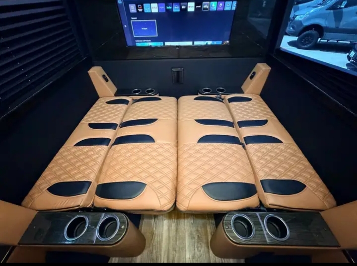 2025 Mercedes Benz Sprinter