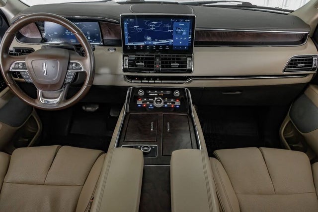 2022 Lincoln Navigator L Reserve 4WD