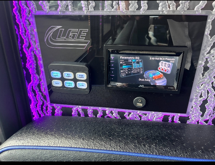 2017 Ford E-450 Limo Bus