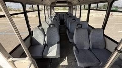 2018 Ford E-450 Shuttle Bus – Reliable V10 Performance