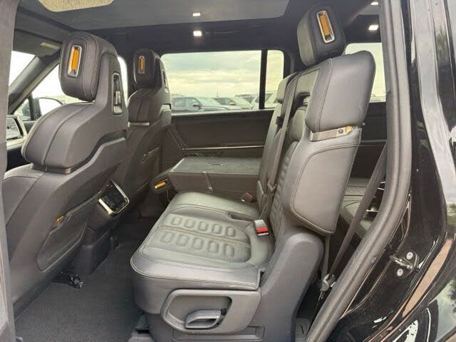 2022 Rivian R1S Launch Edition AWD