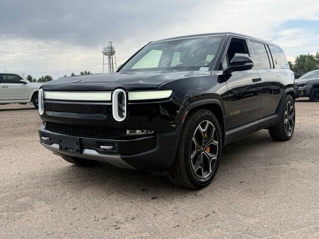2022 Rivian R1S Launch Edition AWD