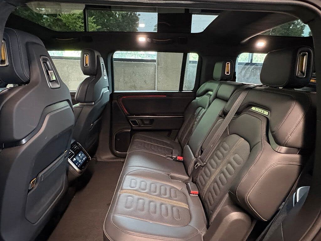 2023 Rivian R1S Launch Edition AWD