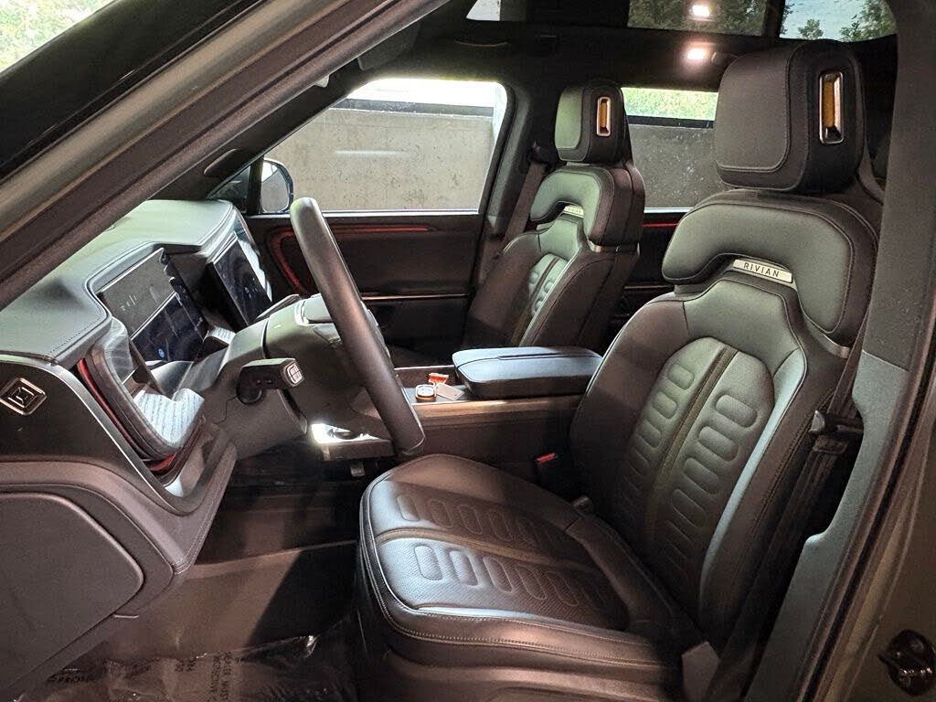 2023 Rivian R1S Launch Edition AWD