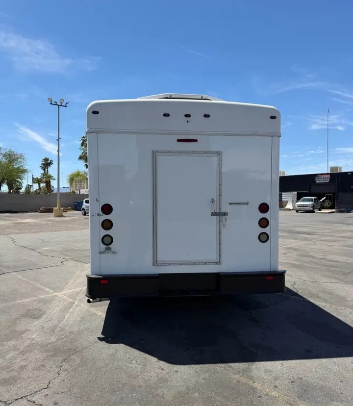 2017 Ford E-450 Shuttle Bus