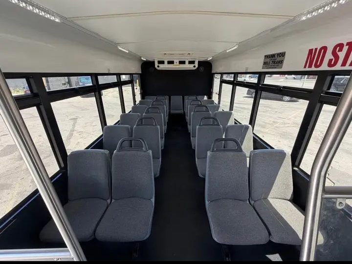 2017 Ford E-450 Shuttle Bus