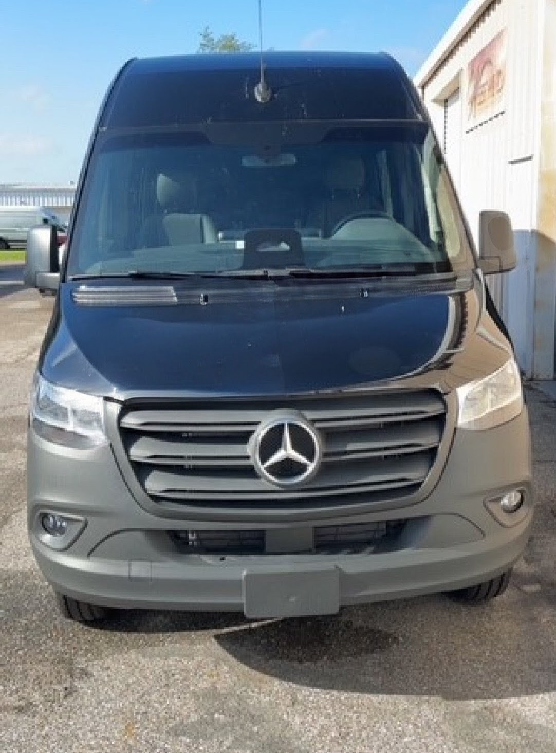 2025 Mercedes-Benz 3500 LWB Hi-Top Extended