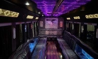 2013 International Limo Bus with Premium Black Leather Interior