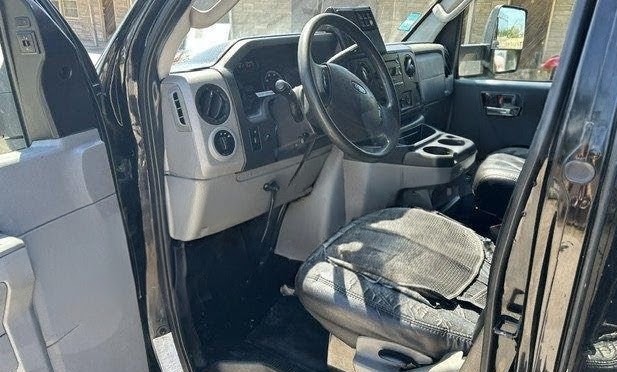 2019 Ford E-450 Shuttle Bus