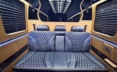 2020 Mercedes-Benz Sprinter 2500 RWD – Premium Executive Luxury Van