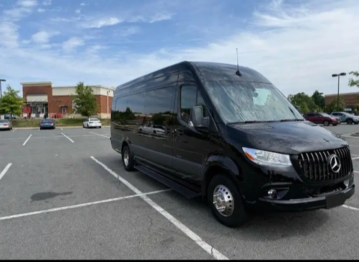 2022 Mercedes Benz Sprinter