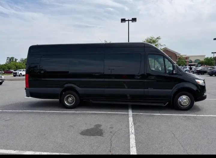 2022 Mercedes Benz Sprinter