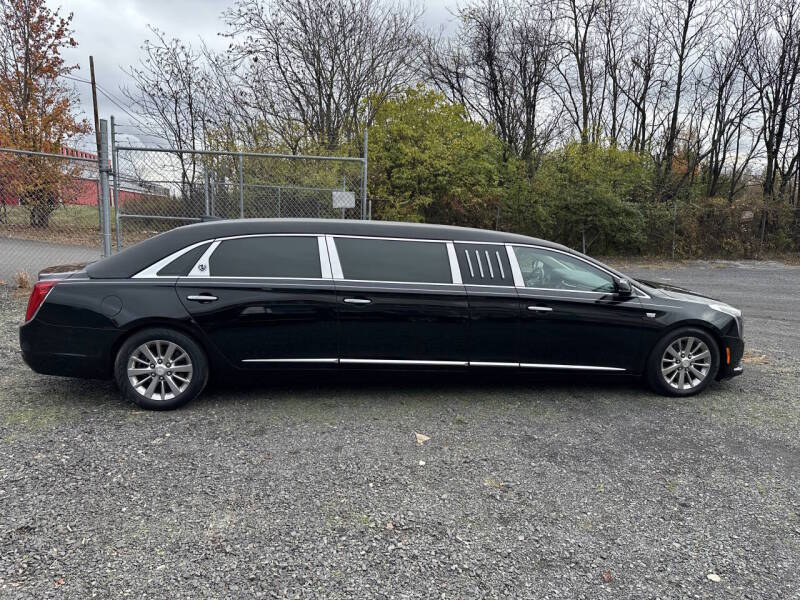 2018 Cadillac XTS Stretched Limousine