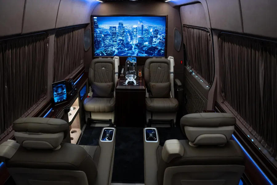 2025 Mercedes-Benz Sprinter RWD